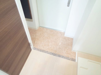 【玄関】