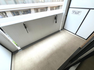 【バルコニー】