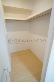 参考、同建物・反転間取りの号室