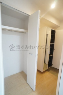 参考、同建物・反転間取りの号室