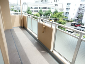 【バルコニー】