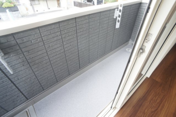 【バルコニー】