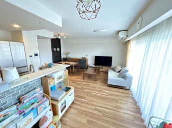 【居間・リビング】