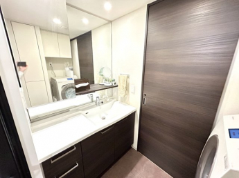 【独立洗面台】