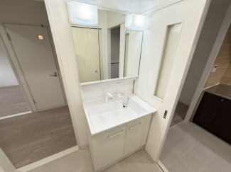 【独立洗面台】