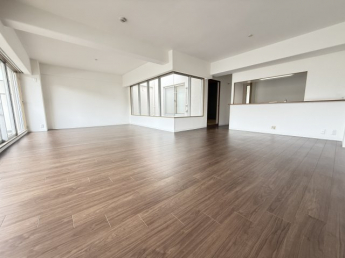 【居間・リビング】