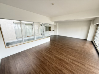 【居間・リビング】