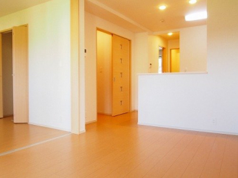 【居間・リビング】