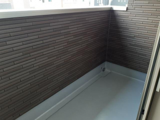 【バルコニー】