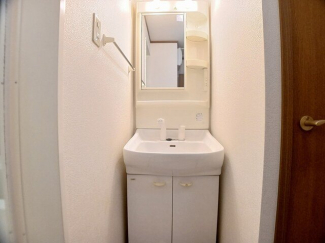 【洗面所】