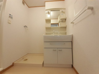 【洗面所】