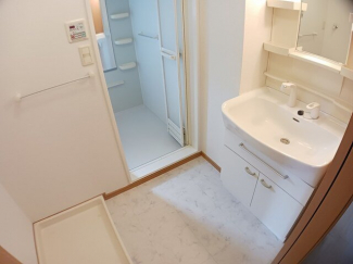 【洗面所】
