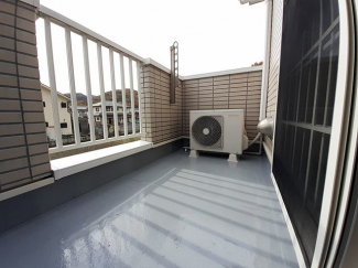 【バルコニー】