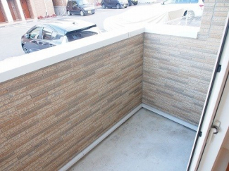 【バルコニー】