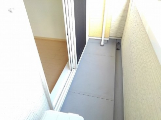 【バルコニー】