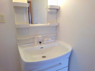 【洗面所】
