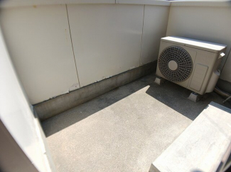 【バルコニー】