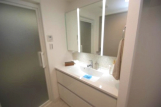 【独立洗面台】