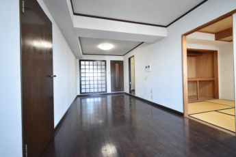 【居間・リビング】