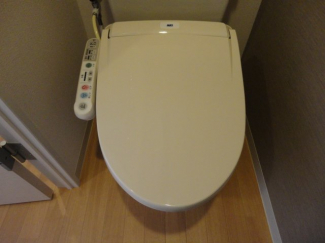 シャワー付トイレ