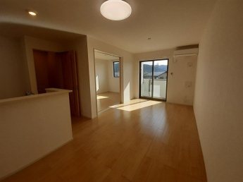 【居間・リビング】