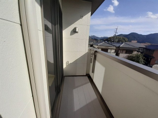 【バルコニー】