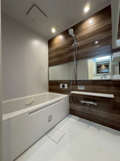 日々の疲れを癒すお風呂付です