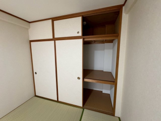 和室、ちょっとしたくつろぎスペースにいかがでしょうか