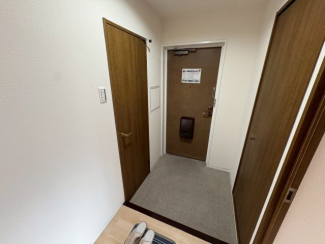 ゆったりとした玄関です