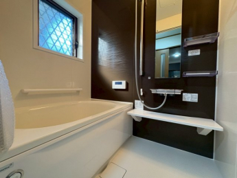 ゆったり過ごせるお風呂です