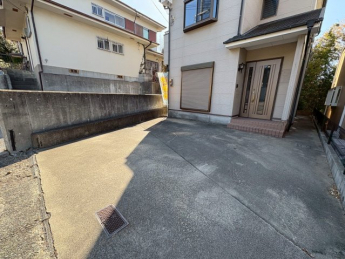 駐車スペースもあります