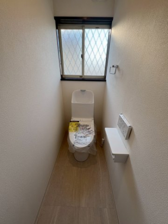 コンパクトで使いやすいトイレです