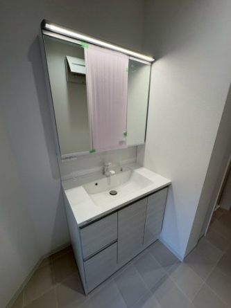 独立洗面化粧台付き