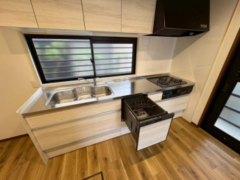 キッチンでお料理をお楽しみください