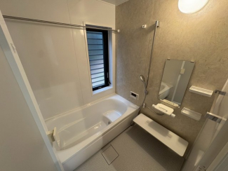 落ち着いた空間のお風呂です