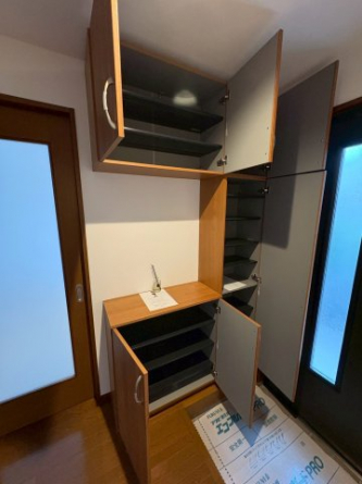 明るい玄関です