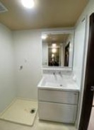 独立洗面台、朝の身支度には欠かせません