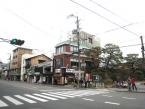 京都府京都市東山区新門前通大和大路東入４丁目松原町の店舗事務所の画像