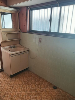 松山市古三津５丁目の中古一戸建ての画像