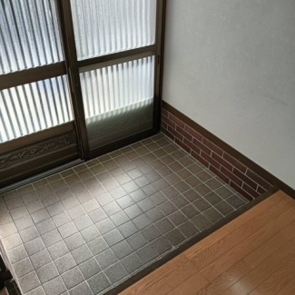 【玄関】