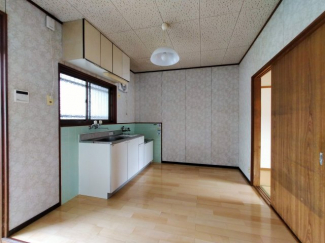 【居間・リビング】