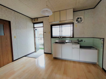 【居間・リビング】