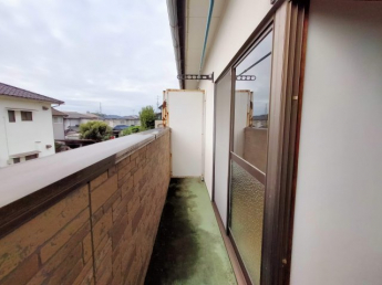 【バルコニー】