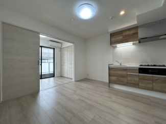 【居間・リビング】