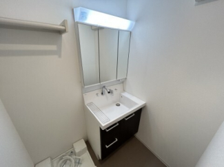 【洗面所】