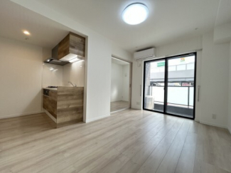 【居間・リビング】