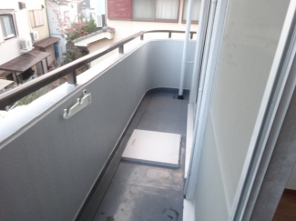 【バルコニー】