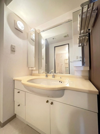 【独立洗面台】