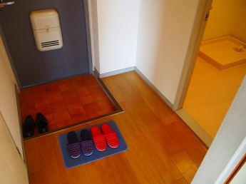 シンプルで使いやすい玄関です