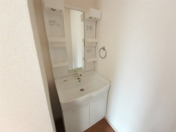 脱衣スペースもあります